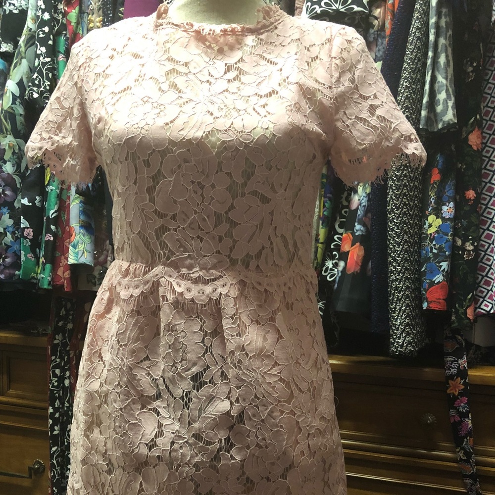 New without tag pink Lace Dress Xs